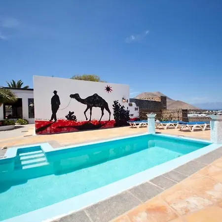 Junior /bb, Wifi, Piscina Y Terraza Con Vista En Yaiza Apartment *